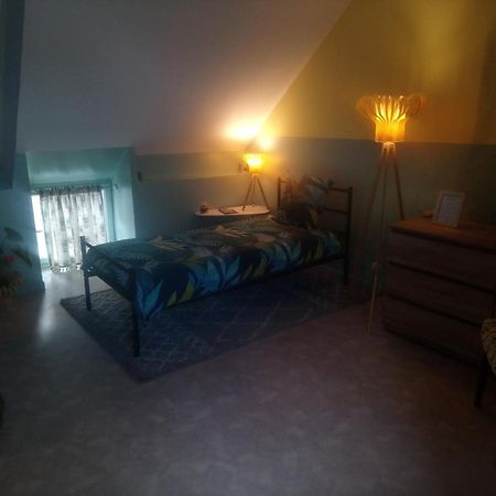 Bienvenue Guest House Saint-Pierre-de-Plesguen Exterior foto